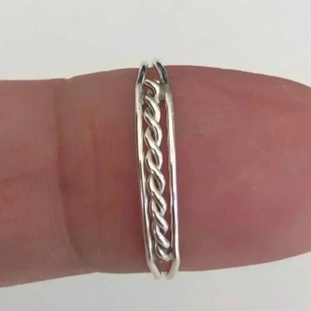 925 Sterling Silver Front 3D Twist Ring NWT